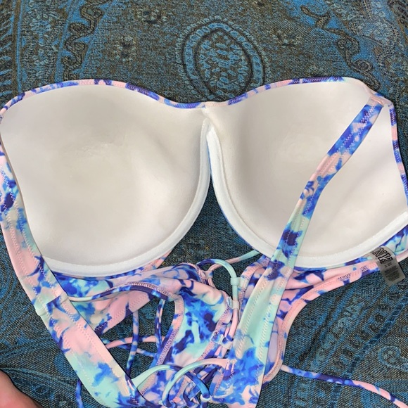 PINK Victoria Secret Bikini Top (worn once, very good condition) - Picture 4 of 6